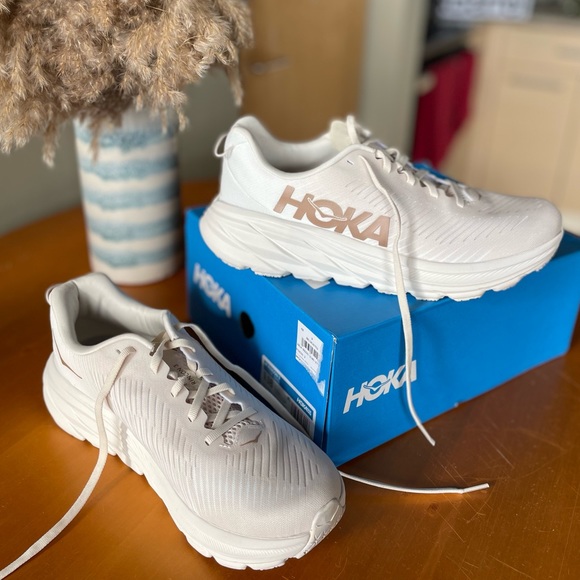 Hoka Women’s Size 9.5 - Picture 5 of 6